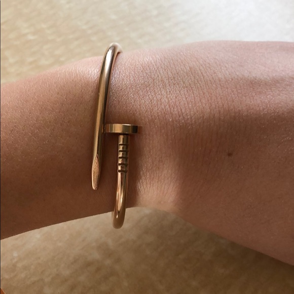 Rose Gold colored nail bracelet - Picture 3 of 4